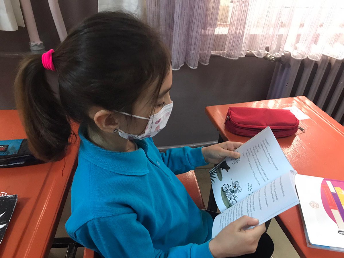 Okumadan geçen bir gün, yitirilmiş bir gündür.  #ZonguldakOkuyor 
<a href="/tcmeb/">Millî Eğitim Bakanlığı</a> 
<a href="/ziyaselcuk/">Ziya Selçuk</a> 
<a href="/mtutulmaz/">Mustafa Tutulmaz</a> 
<a href="/ali_tosun77/">Ali TOSUN</a>