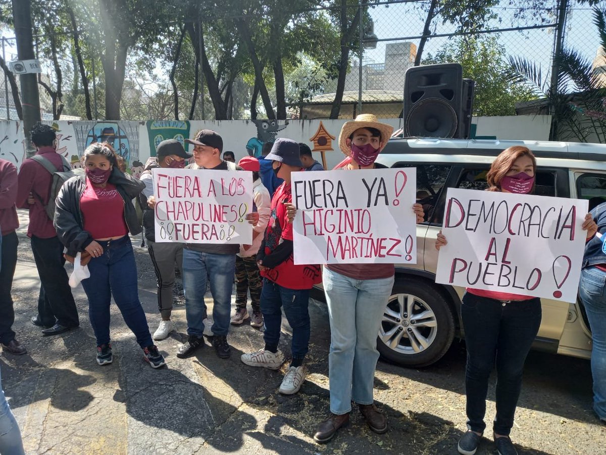 MONSE_24's tweet photo. La voluntad del pueblo de #Ecatepec se hará escuchar, precandidatos exigen #NoAlDedazoDeMarioDelgado 
@Reforma @DeniseMaerker @El_Universal_Mx @CiroGomezL https://t.co/cHjyn4tbI4