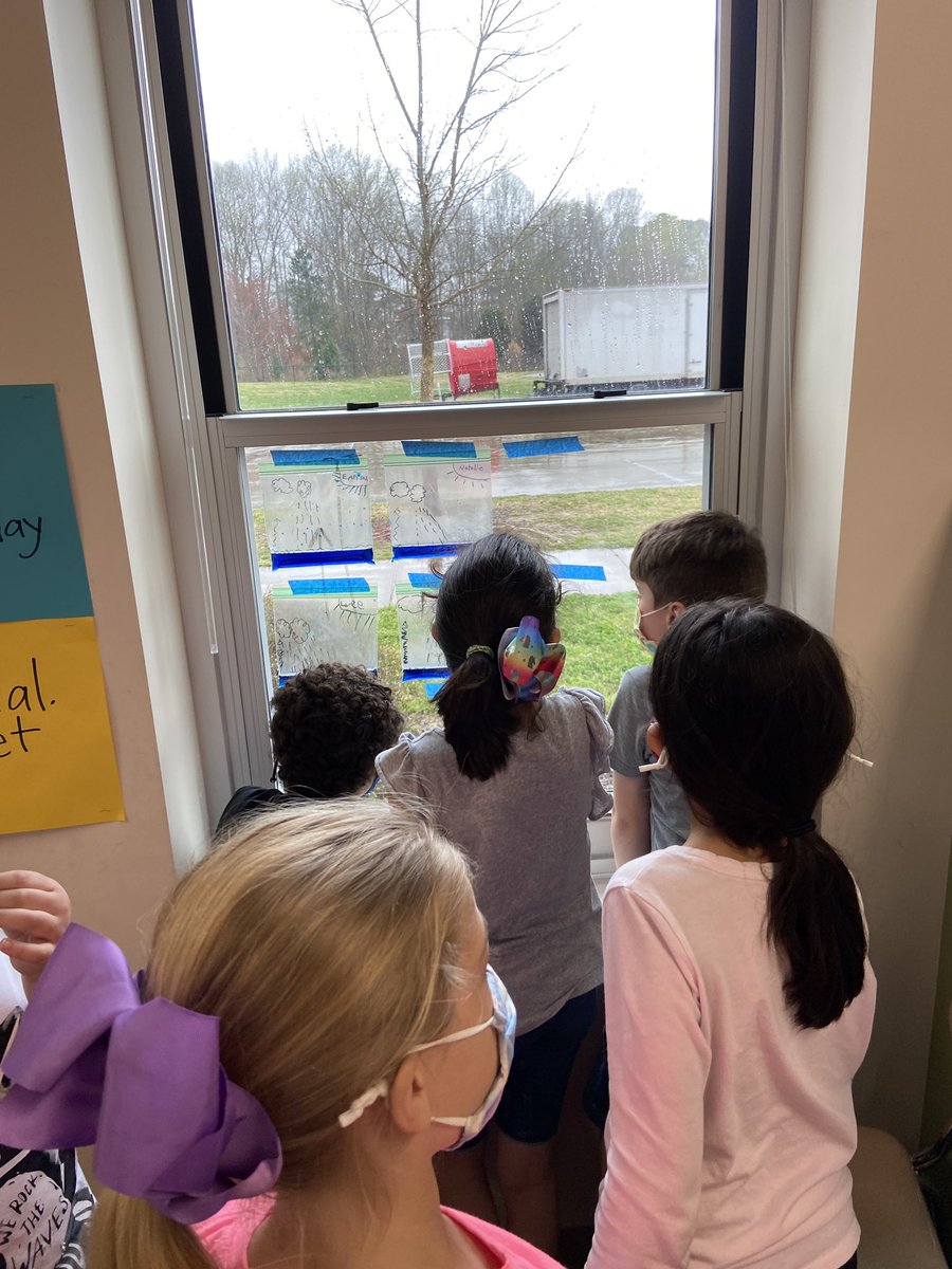 allison_behrens's tweet photo. When the dunk tank arrives and you know you get too see your principal &amp; AP go in ... 💧💧🤩🤩👏👏👏🤩🤩💧💧@herbertakins https://t.co/bdaxPR7NXu