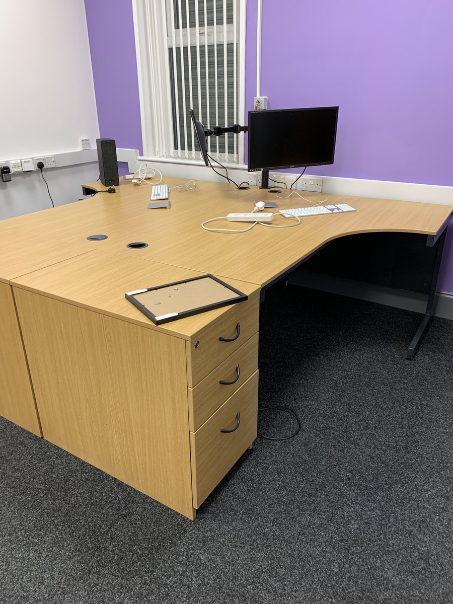 MNEAccounting's tweet photo. Leicester businesses: does anyone need four FREE desks with pedestals? Very good condition, we just don’t need them! Delivery next Friday afternoon, please email tim@mneaccounting.co.uk (pls RT to any businesses/charities who might need them) https://t.co/OAxaMIK8Xu
