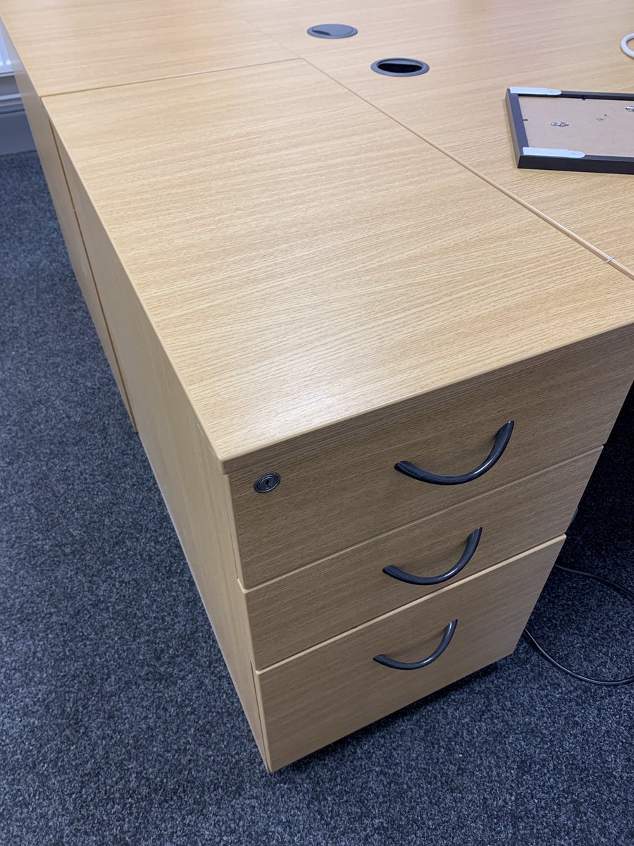 MNEAccounting's tweet photo. Leicester businesses: does anyone need four FREE desks with pedestals? Very good condition, we just don’t need them! Delivery next Friday afternoon, please email tim@mneaccounting.co.uk (pls RT to any businesses/charities who might need them) https://t.co/OAxaMIK8Xu