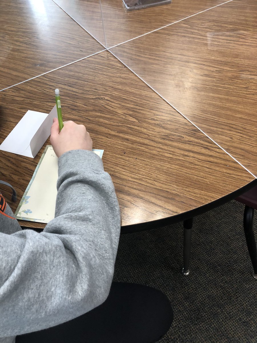 Kim Redinger tweet media