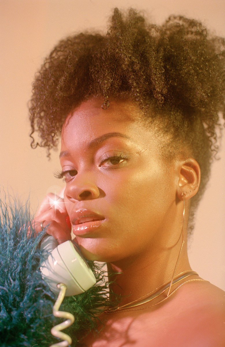 blkgirlculture's tweet photo. Happy 30th Birthday to our Neo-Soul Princess, Ari Lennox 💕 https://t.co/L3AQAHzTT2