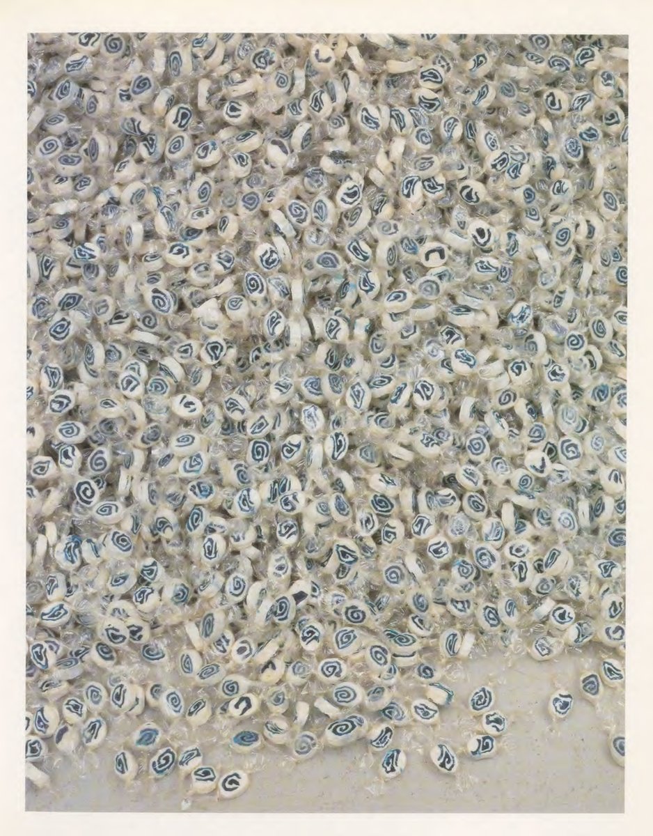 heretikradikal's tweet photo. sweet by sweet—in symptomatic repetitions, omissions, slippages, metaphors, substitutions, emphases—memory also has its history,
—#SimonWatney, 1994 In Purgatory: The Work of #FelixGonzalezTorres / #Parkett No 39
*img 1991 "Untitled" (Lover Boys), detail
https://t.co/n2bANYccVc https://t.co/NaG6vc7OoT