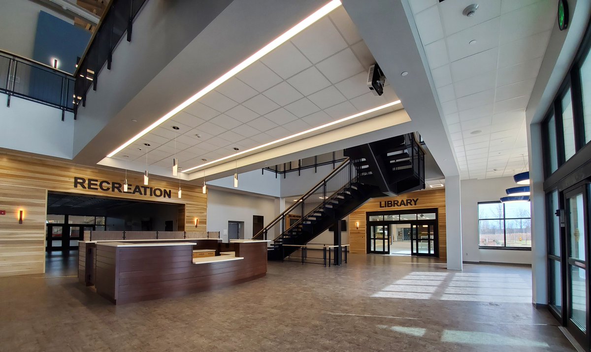 PasseroAssoc's tweet photo. The Chili Community Center is almost complete! Keep an eye out for information on the grand opening coming soon! #ChristaConstruction #EC4BEngineering
@arqtet https://t.co/6r4SQZlCKs
