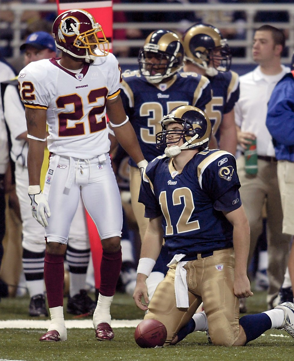michaelpinRVA's tweet photo. Happy Friday. Here's Ryan Fitzpatrick playing against Carlos Rogers, Brian Orakpo, Preston Smith and Jason Hatcher https://t.co/MuCx60IKpv