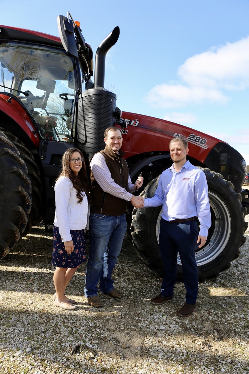 A beautiful day to award a ⁦<a href="/Case_IH/">Case_IH</a>⁩ tractor! Congratulations to Hunter Grills of Dyer County and his family for receiving a year’s lease on this tractor for winning the #TNYFR Achievement Award.  We are so proud!

#TNFarmBureau | #TFBF100