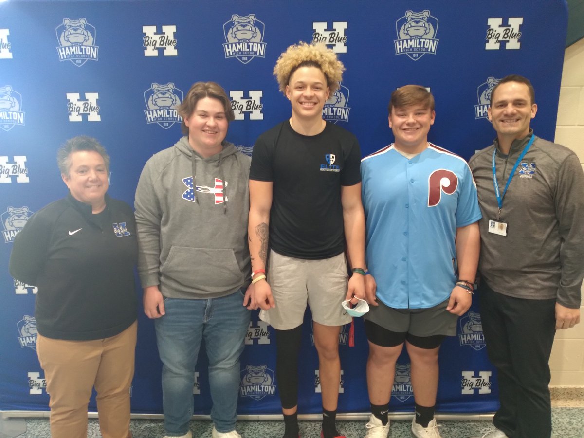 HHSBigBlueAD's tweet photo. Congrats to our Hamilton High School - Tim Reed Scholarship Winners!  Daryan Bowling, Connor Smith, and Jacob Harmon-all Senior Athletes - Congrats on the nominations and selection - Thank you to the Tim Reed committee for your support - GO BIG BLUE! @Hamilton_CSD #ChooseHamilton https://t.co/mWSu0hfp59
