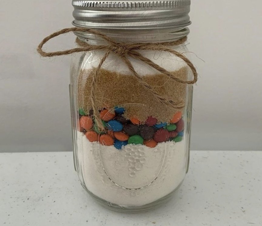 HhminiT's tweet photo. Last but certainly not least in our business spotlight is....Bake it Work!!
REMINDER: Today is the LAST day of this drive 20% profits goes to Mini-thon!! 
HAPPY SHOPPING EVERYONE💙💛
https://t.co/KhnHT1nL1N https://t.co/kFk6zxlFjn