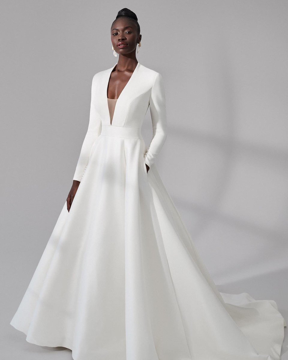 WeddingbellsMag's tweet photo. The ball gown is back! See 19 of our faves: https://t.co/euLTFrRSqA @inesdisanto @ja_bridal @Viktor_and_Rolf https://t.co/FpVAZ9YFM8