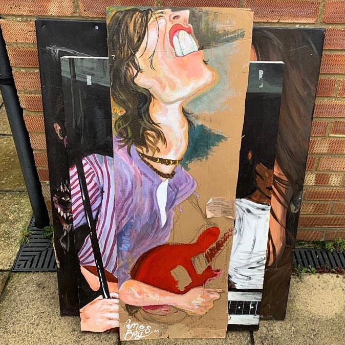 JamesBayMusic's tweet photo. Still got this self portrait I did when I was 17, practising caricature for an exam 🎨 Acrylic on corrugated card :) https://t.co/PKaHP7yXzg