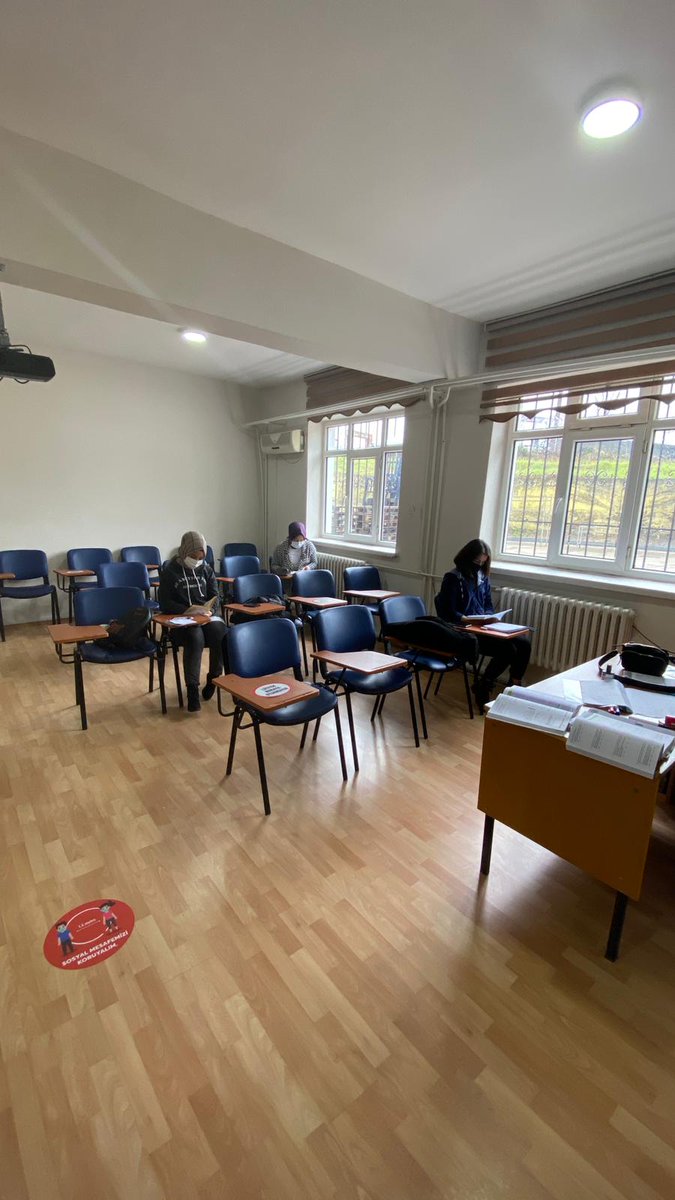 Kitapları seviyor musunuz öyleyse hayatınız boyunca mutlu olacaksınız demektir.
#zonguldakokuyor <a href="/cevatcevik67/">Cevat Çevik</a> @AbdulvehapDEMR1 <a href="/hikmet_asar/">Hikmet ASAR</a>