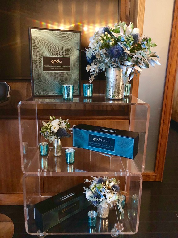 BFloralnyc's tweet photo. Acrylic stackers and metallic accents help set the tone for this stylized product launch for @BoldPR x @ghd. 💙
#bfloralnyc #eventdesigner #eventdesigners #flowerlovers #eventdesigns #floraldesigner #floraldesigns #flowers #flowerpower #mailers #customizedmailers https://t.co/dWKMLip03N