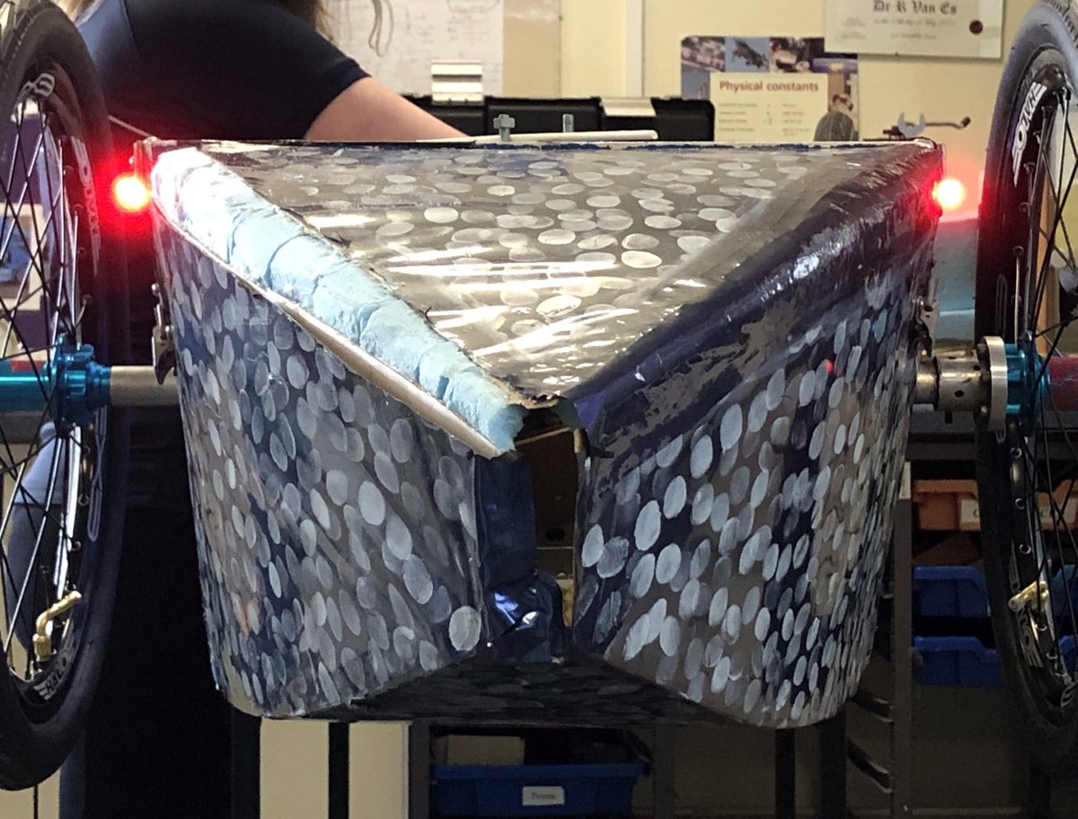 Hummingbird_PHS's tweet photo. Progress! During the week we managed to attach a new set of brake lights to the car. Today at our Year 11 meet we experimented on new wheel covers and waterproofed a new part of our electronics. The car is beginning to shape up nicely @Greenpowertrust https://t.co/KkAauxTf6B
