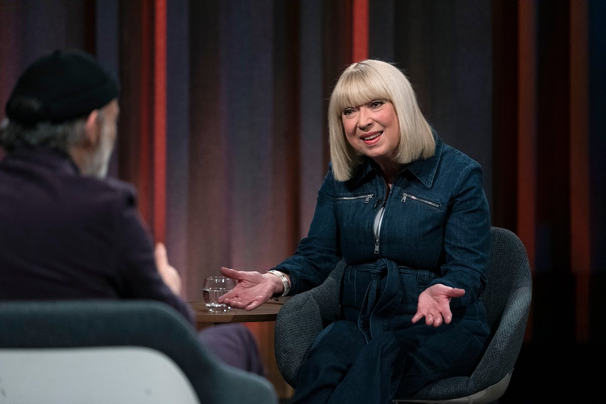 RTEOne's tweet photo. ⭐️ First up tonight on the #TommyTiernanShow is former RTÉ newsreader Anne Doyle ⭐️

@Tommedian @RTEPlayer https://t.co/PgBhbznOfO