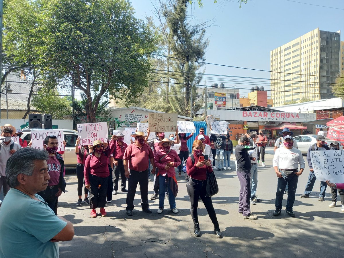 RogelioPals's tweet photo. #NoAlDedazoDeMarioDelgado #Ecatepec #Dtto21 #TodosConCarlosLuna

@CarlosGermnLun1 @PartidoMorenaMx @DeniseMaerker @IEEM_MX https://t.co/UHaEQcQBMO