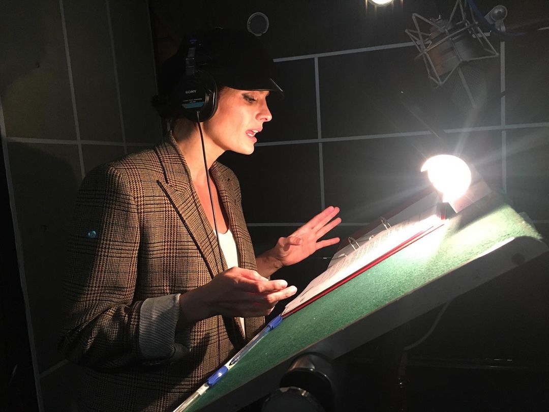 drstanakatic: #FBF to recording the voice of #WonderWoman while filming in Bulgaria. 🎧🎤

Our #AnimatedFeature “Justice Society: World War II” #JSWWII will have a panel tomorrow, Saturday, March 27th at 11am PST. 

Matt Bomer (Flash) 
Elysia Rotaru
instagram.com/p/CM5ZFqgpfQY/…