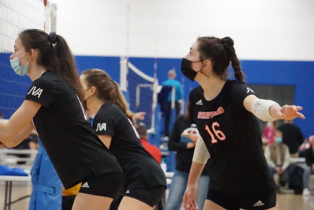 PrepDigWI's tweet photo. Brackets Busted? What The Crystal Ball Says On Badger Region 17s 

@dsha_vb
@ashadewald16
@SophieMcCorma18

https://t.co/WRvXhc6DZb https://t.co/HrMLgkNnhw