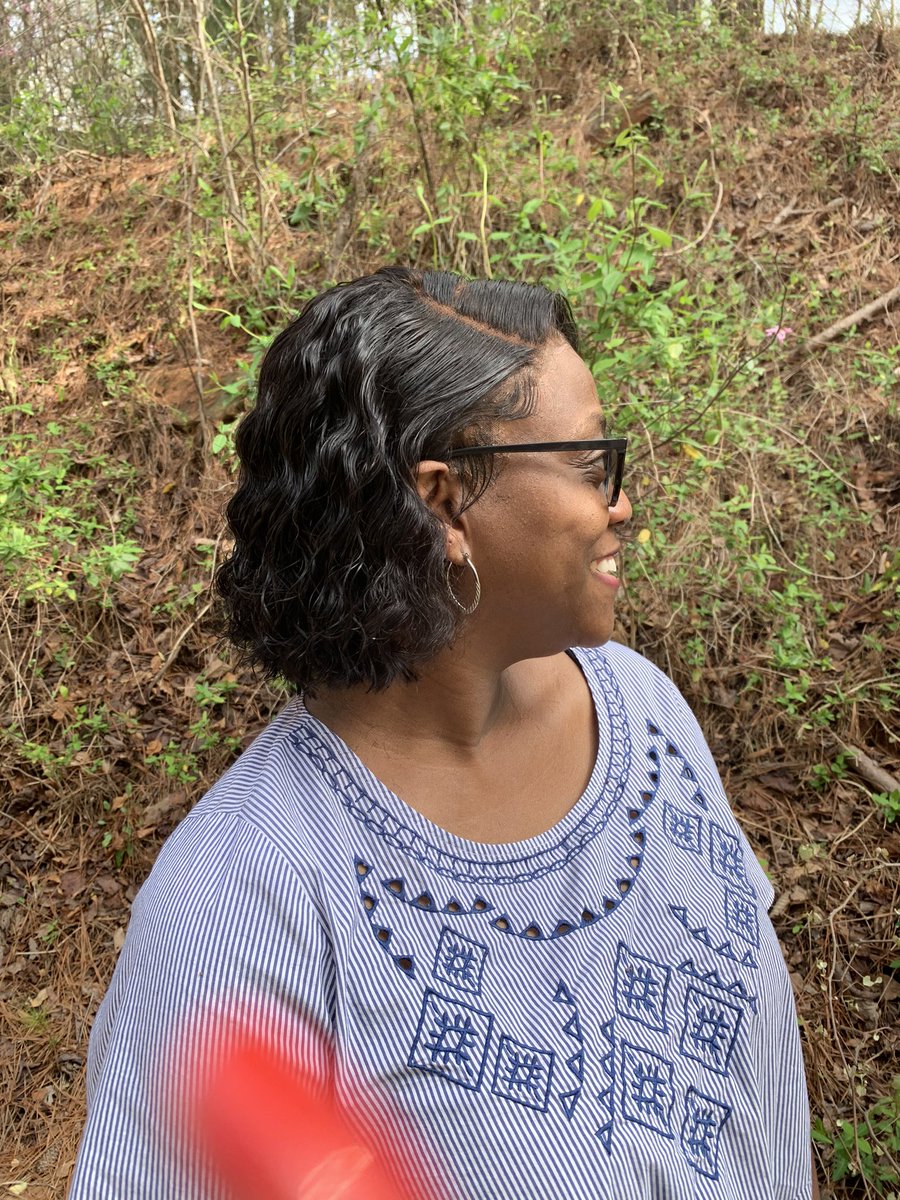adorearry's tweet photo. Bundlesofjoy🧡 ITS ALWAYS A GREAT DAY TO TRY SOMETHING NEW🥰🥰Check out this beautiful lady I got to service.
IG : @bundleeffect
#fyp #melanin #deepwave #hairextensions #frontalwigs #followme #nolacenocase #bobstyles #hairideas #hairinspiration #hairgoals #newstylealert https://t.co/SOltmByQ6m