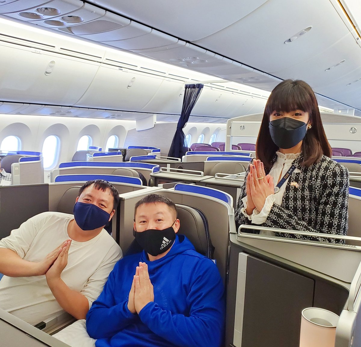 Our customers are heading to BKK, Thailand, via NRT. They are excited to spend a year in Thailand and are grateful that #UnitedAirlines make their journey happens. 🙏
#myUnitedjourney