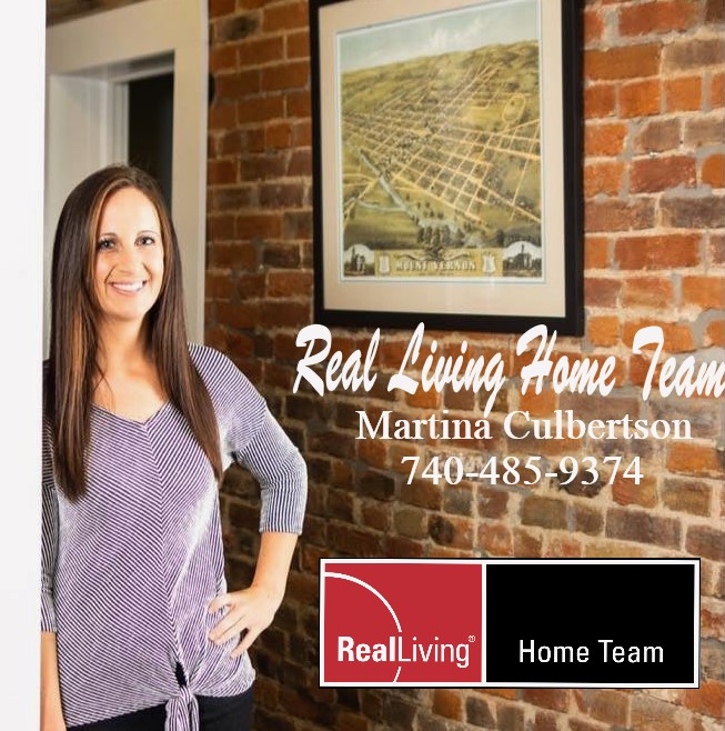 HER_KnoxCounty's tweet photo. NEW LISTING!  8 Elizabeth St Mt Vernon Ohio 43050 
2 Bedroom 1,5 Bath home for $105000 
Listed with Martina Culbertson 740-485-9374 
REAL LIVING HOME TEAM  
https://t.co/GuZD7byb60 
#NewListing #JustListed  #RealLivingHomeTeam #mtvernonohio #lifestyleadvisor #PowerOfUsRLHomeTeam https://t.co/6YKbrjPXEK