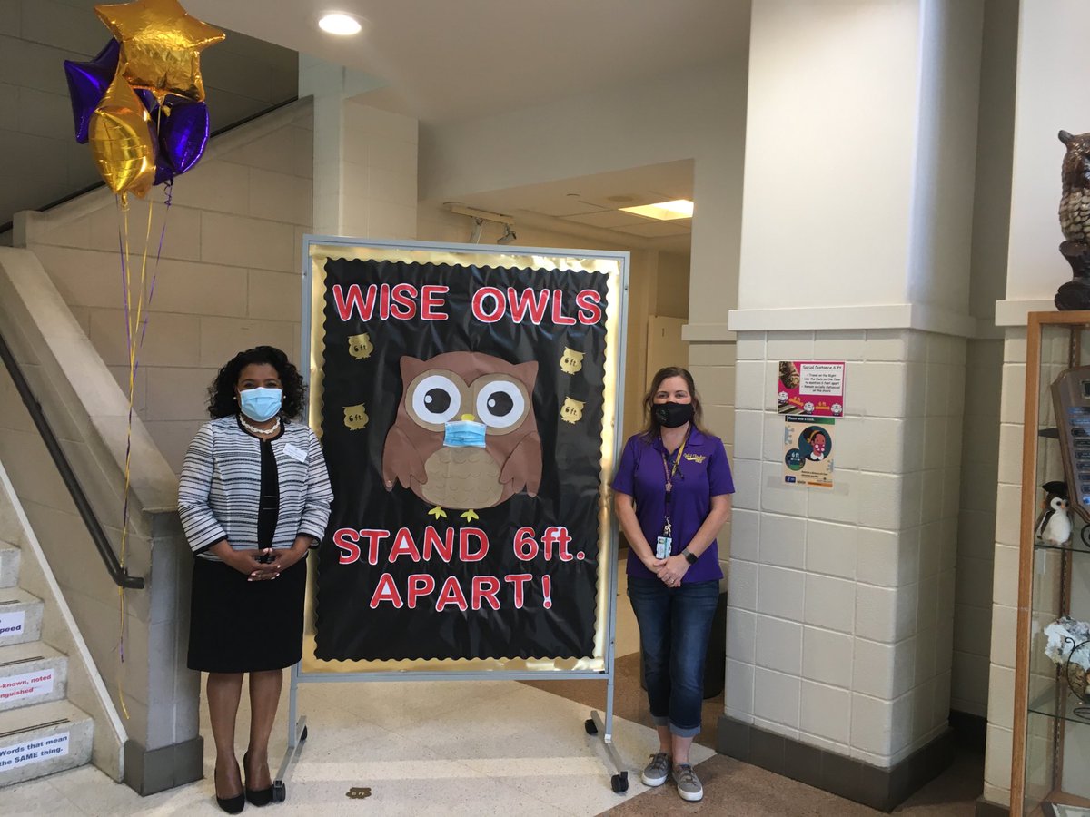 NPSchools_VA's tweet photo. Another day of concurrent learning, another round of site visits for Superintendent Dr. Sharon I. Byrdsong!
Today, she flew with the @WHTaylorOwls, and rock ‘n rolled with the #GhentSchoolSuns!
#WeAreNPS #NPSInThisTogether #NPSConcurrentLearning https://t.co/1K1PksyZnv