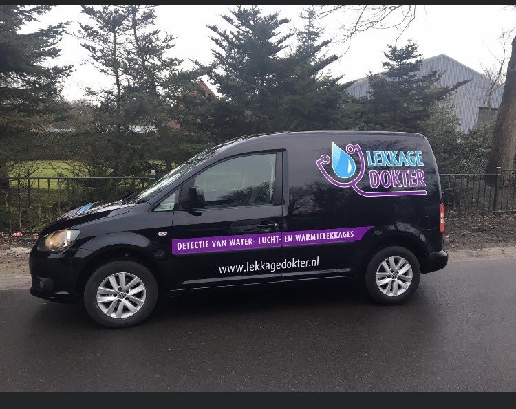 dokterLily's tweet photo. @MRvanBalken Maar ik zag vandaag wel dat jullie vakvereniging fraaie auto’s van de zaak levert! https://t.co/lRPTq9wsiV