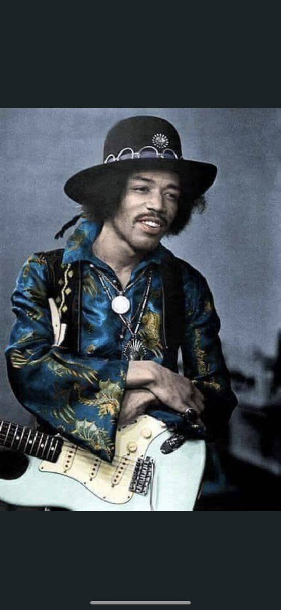 “RETWEET” if Jimi Hendrix is on your top 5 Guitarist all-time!