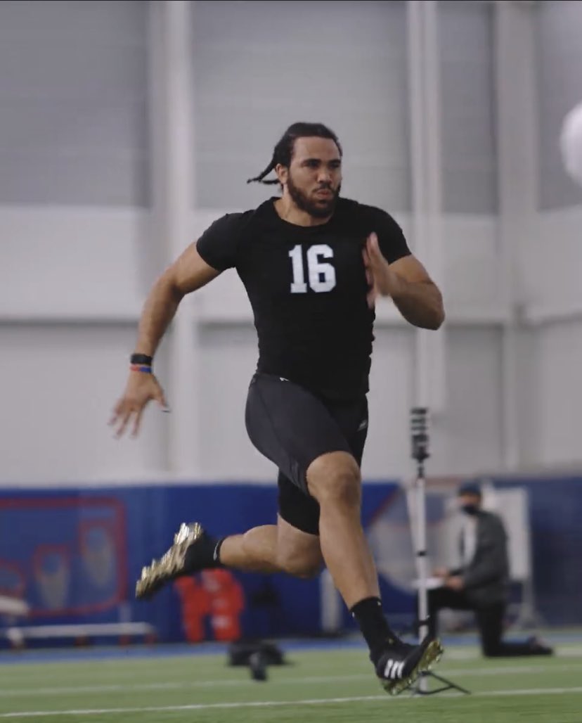 G10Academy's tweet photo. Like I said...he had himself a day! All we know is work. #G10Trained #G10Legend #nflbound🏈 #ponyupdallas🔴🔵 #smumustangforlife @_SportsTrust @KGsKids1 @baleafsports @SMU_Football @SamBlum3 @theKCG18 @RyanBecker97 @KalahariResorts @SMUBlackAlum @MF_Sports https://t.co/WXckJstKYO
