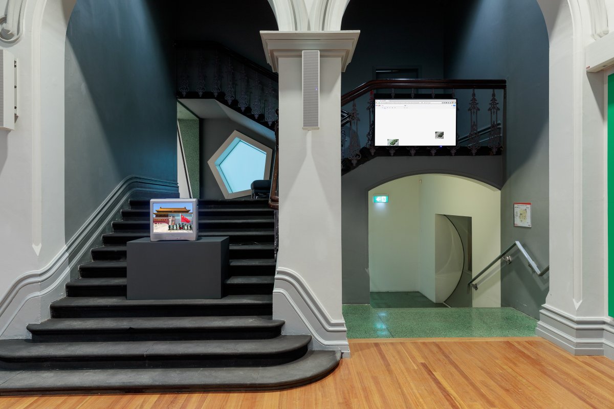 siusoon's tweet photo. "The Image Looks back" has just published online, n it documents the exhibition curated by Alison Bennett, Shane Hulbert,Rebecca najdowski + @Palmer_Daniel. Both works How to get the Mao experience through Internet… + Unerasable Images were part of it. C https://t.co/WppAdYUsFR https://t.co/WQJmoXcEB9