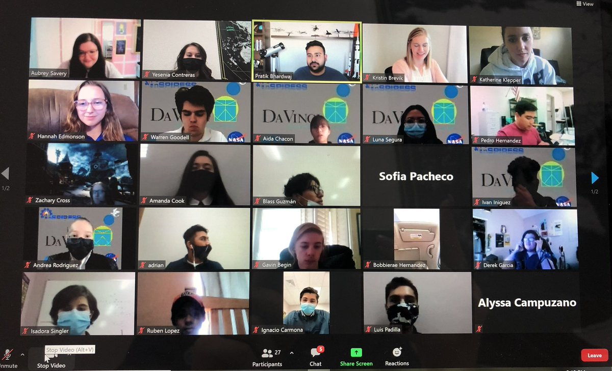 arcticstorm2021's tweet photo. Team Progress Report 3 presentation went well. 😁🎉 https://t.co/pVTScDDYn1