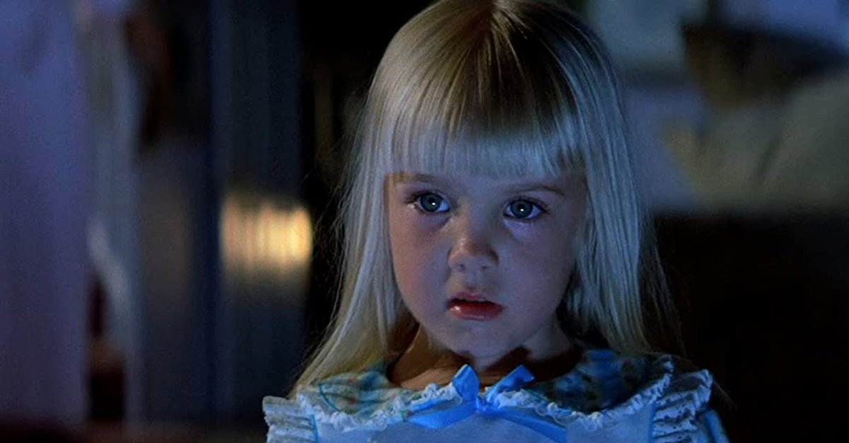 Welcome to DAY 26 of originals rule and remakes drool!

Next up, Poltergeist (1982)!

Can't even with this Poltergeist (2015) remake... Where is Carol Anne?!

#80smovies #movieremake #poltergeist #horrormovies #movies