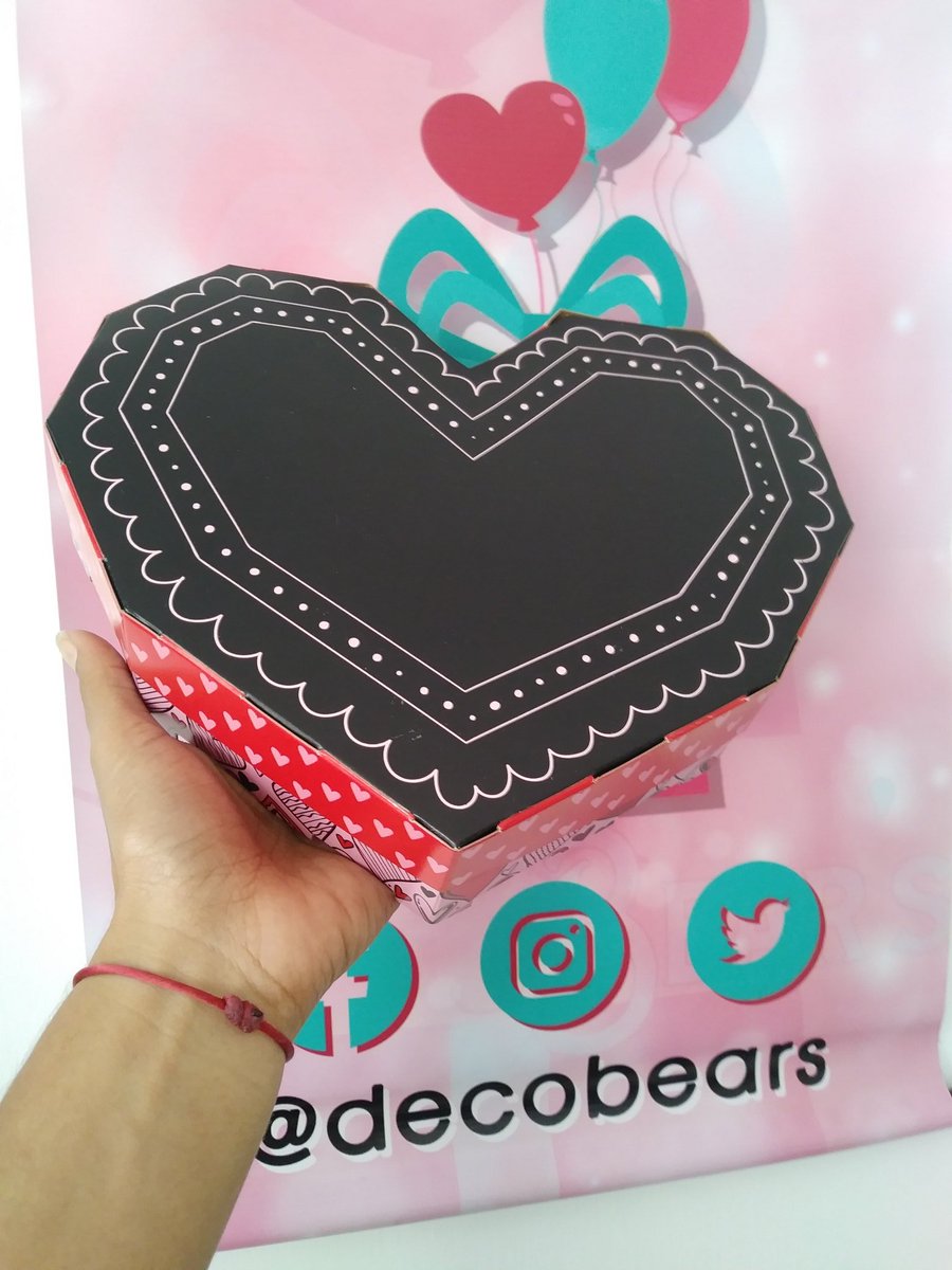 DecoBears's tweet photo. Nuevas cajas para ti 📦🆕
•
En Deco Bears siempre buscamos innovar y es por eso que tenemos para ti nuevos modelos de cajas ya diseñadas para hacer de tus detalles llenos de color 🎨 https://t.co/2HSe2r9tAn