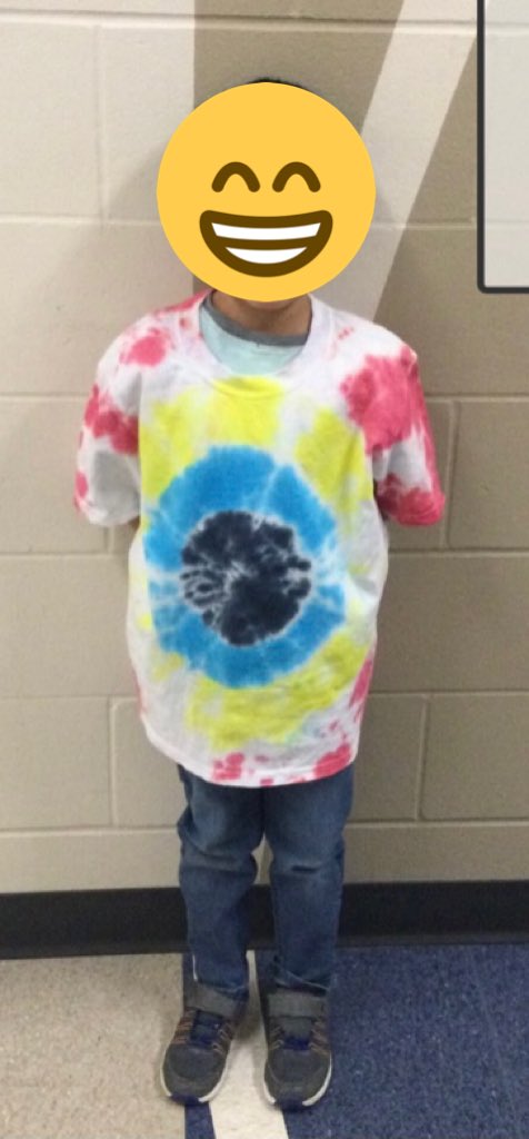 LordNelsonWSD's tweet photo. Nursery and Kindergarten spent this month learning all about colours and colour mixing. The month ended with creating their own tie dye t-shirt designs! They were so excited to see how they would turn out and got to wear them today! @WinnipegSD https://t.co/wCDpiS7pbM