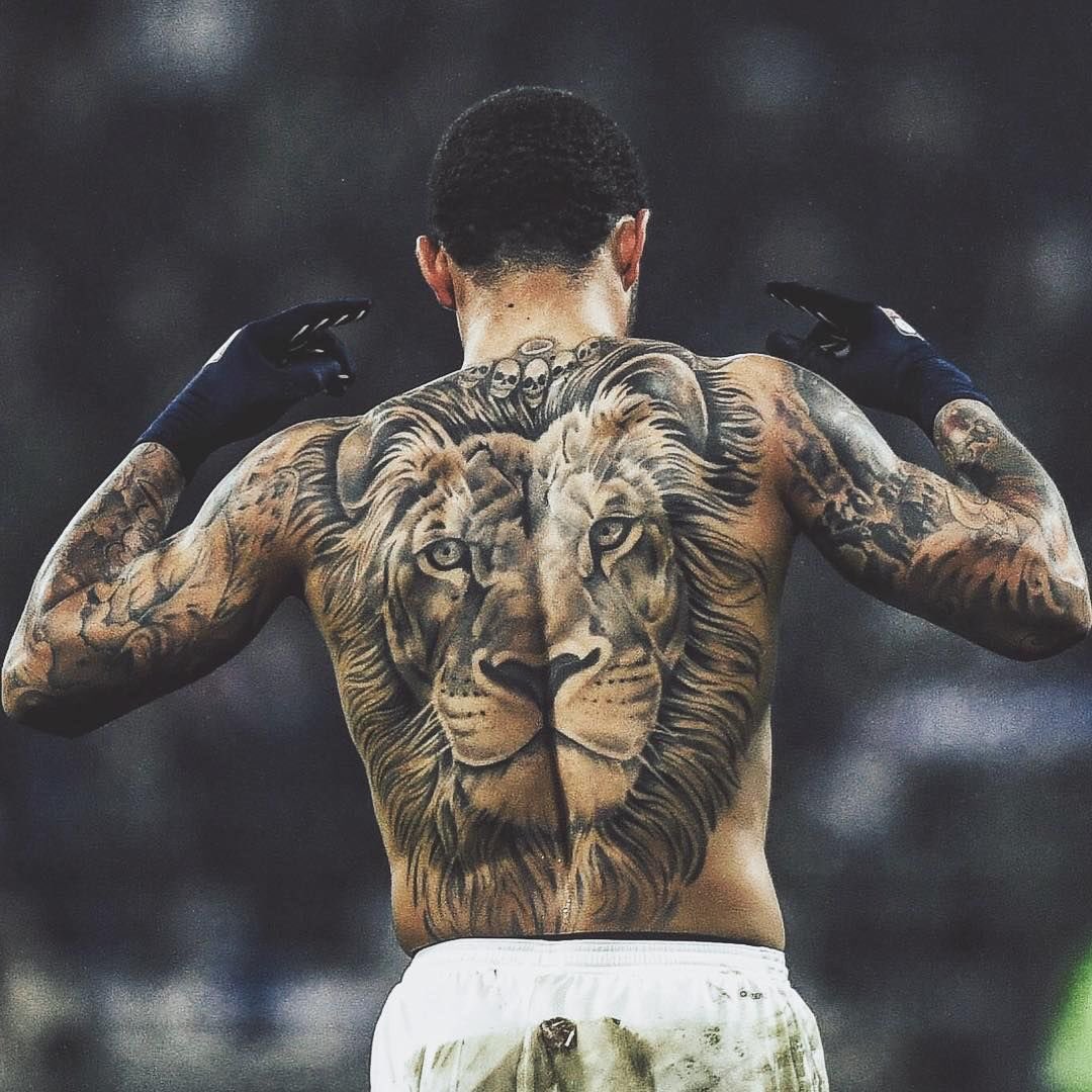 kevorkcosta's tweet photo. Le tatouage que tu demandes à ton tatoueur —>
Le tatouage que tu peux te permettre avec ton argent de poche —> #KohLanta https://t.co/AnAVteDULJ