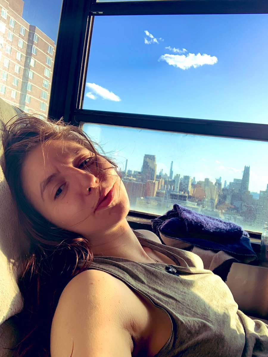 Moondancer1626's tweet photo. Friday feeling!!!! #fannibalwindows https://t.co/r7aDjAJquk