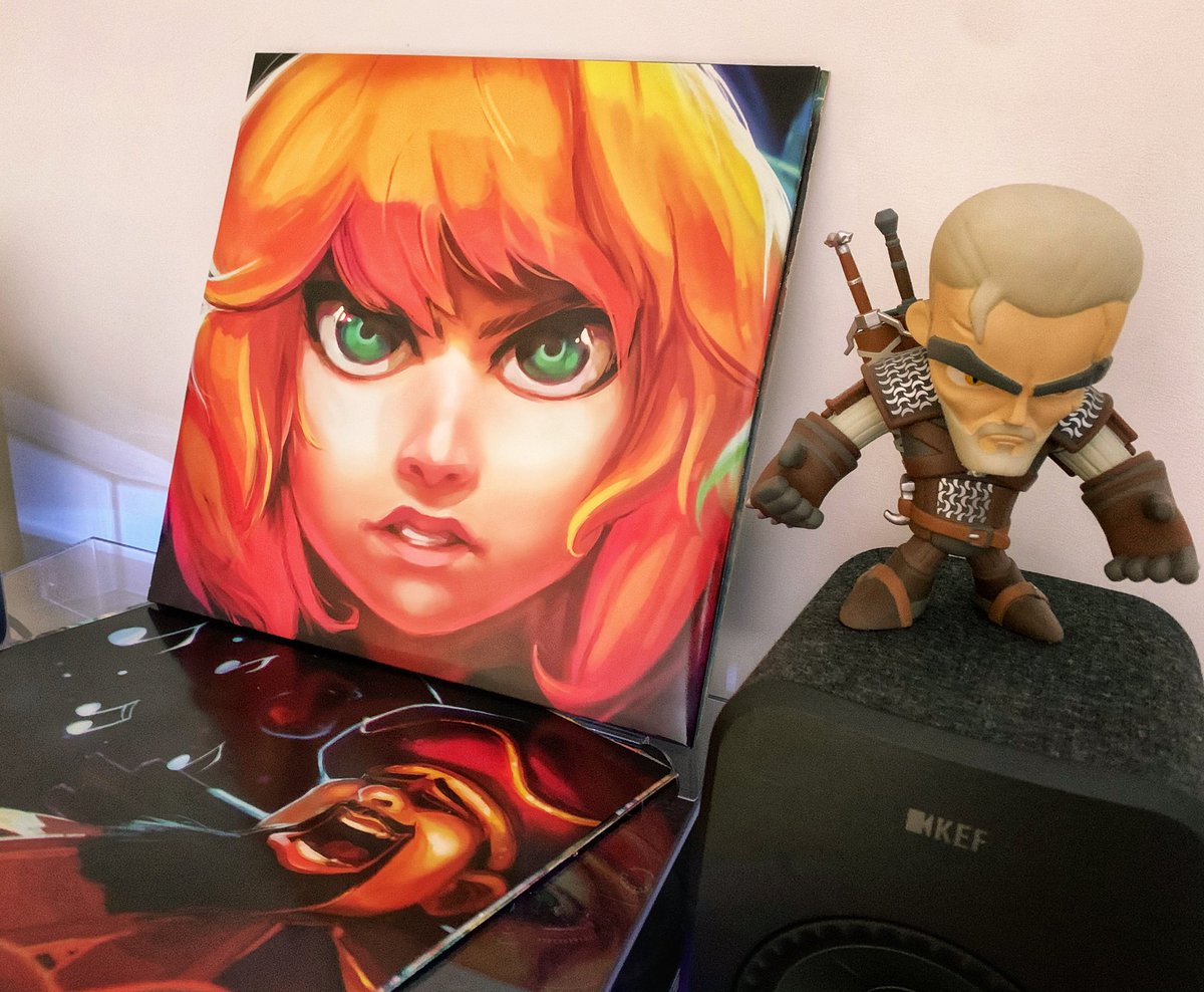 pegas's tweet image. Look what came in the mail today 😍

🎵 @dannyBstyle
👾 @NecroDancerGame