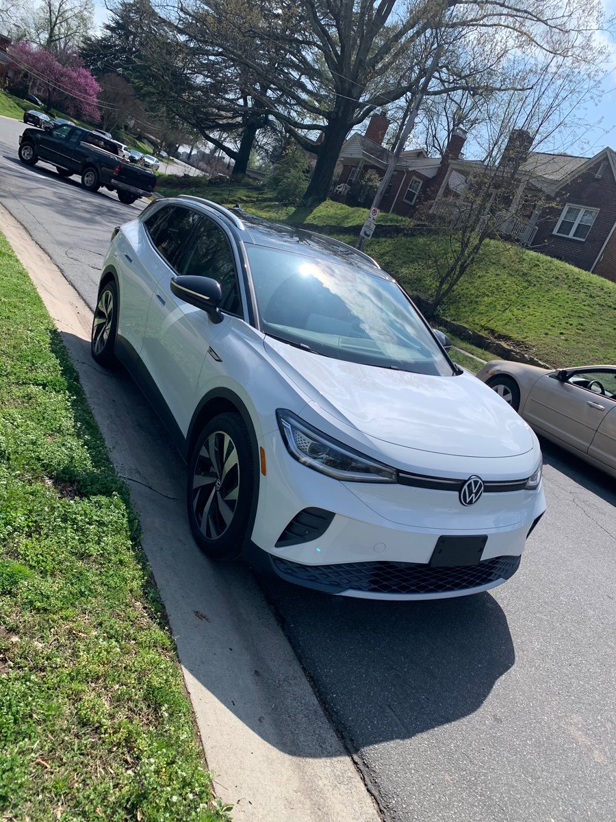 Lang Reynolds tweet media