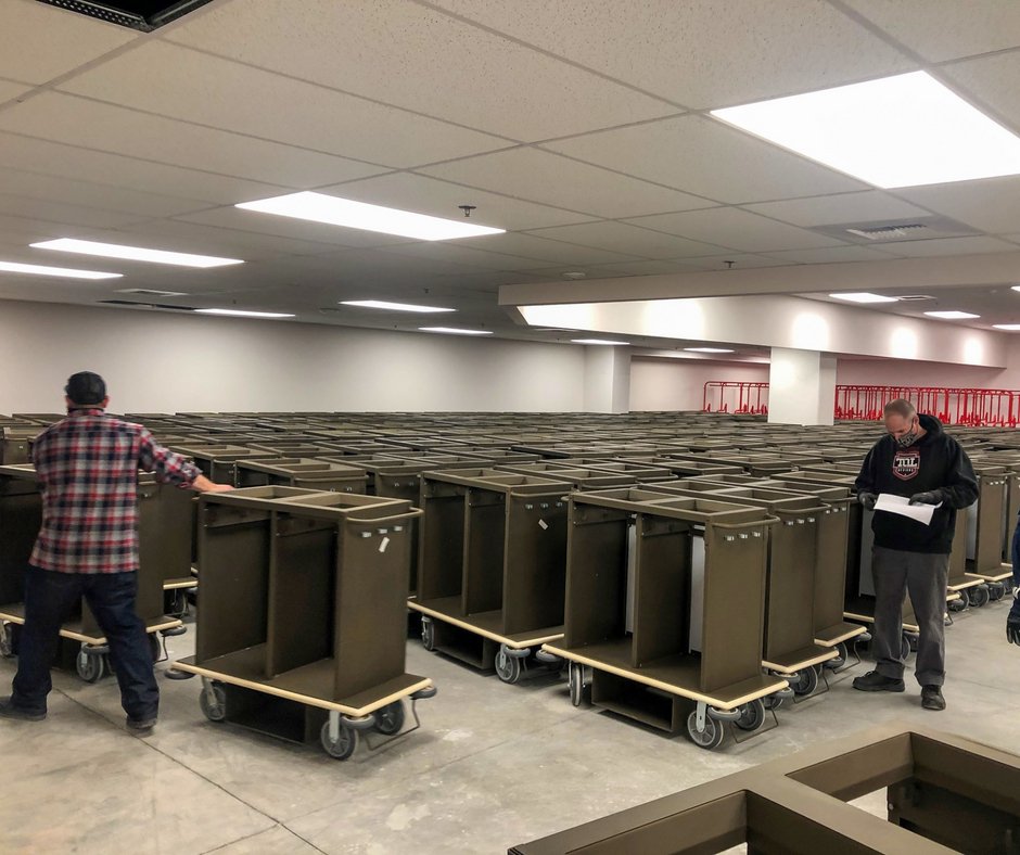 CreativeM45's tweet photo. We are so proud to be supporting independent, American manufacturers.💪🇺🇸

When one of our members sends us photos of a new, multi-million dollar contract they got, it makes our whole day.☺️

#businessdevelopment #communitydevelopment https://t.co/HXAScdxTJi