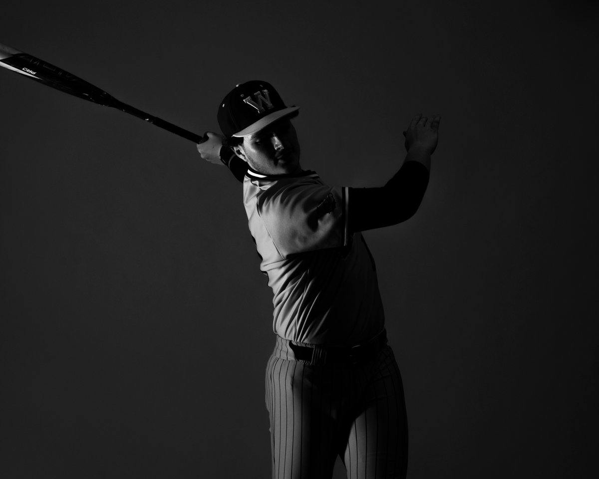 SEE YA 👋

Toby Allred crushes one into the 🌲🌲🌲

E4 | WIU 4, SDSU 0 

#TRADITIONofTOUGH