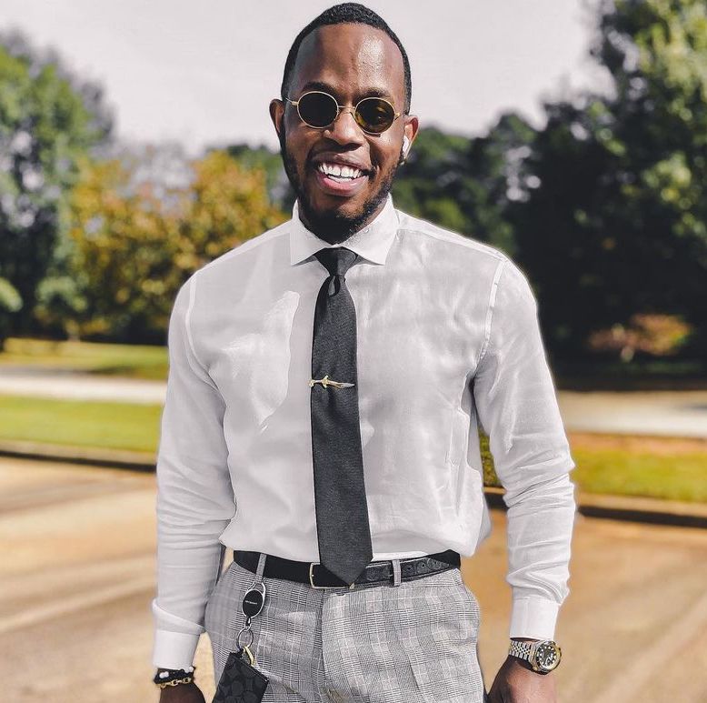 HerosArmory's tweet photo. Looking fly as always with our Legacy Blade Tie Clip! 😉
Get yours here --> https://t.co/CpqWHgcEsl
#legacyblade #herosarmory #swordtieclip #swordtieclips #swordclips #nerdyties #powerrangers #saba #sabasword #whiteranger https://t.co/PkDwPMIof0