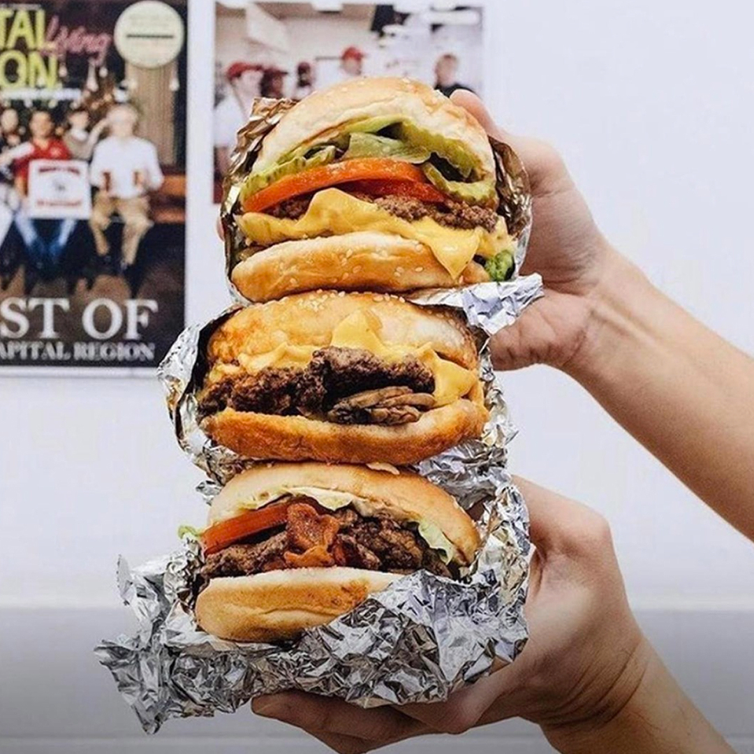 SchweidAndSons's tweet photo. Share the #burgerlove on this #FiveGuysFriday! 
.
.
.
📸: @shoptysons
#verybestburger #schweidandsons #burgers #burger #burgertime #foodie #foodgasm #burgerday #burgerholic #foodpics #burgerlovers #whatsfordinner #fiveguysfriday https://t.co/ApeB22NXNS