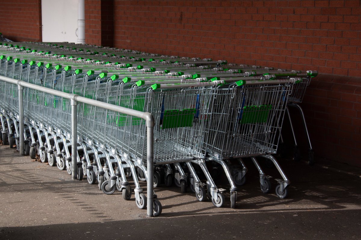 British supermarket giant #ASDA lost a #SupremeCourt  case brought by a long-running claim for #equalpay - roscoereid.com/press/asda-los…