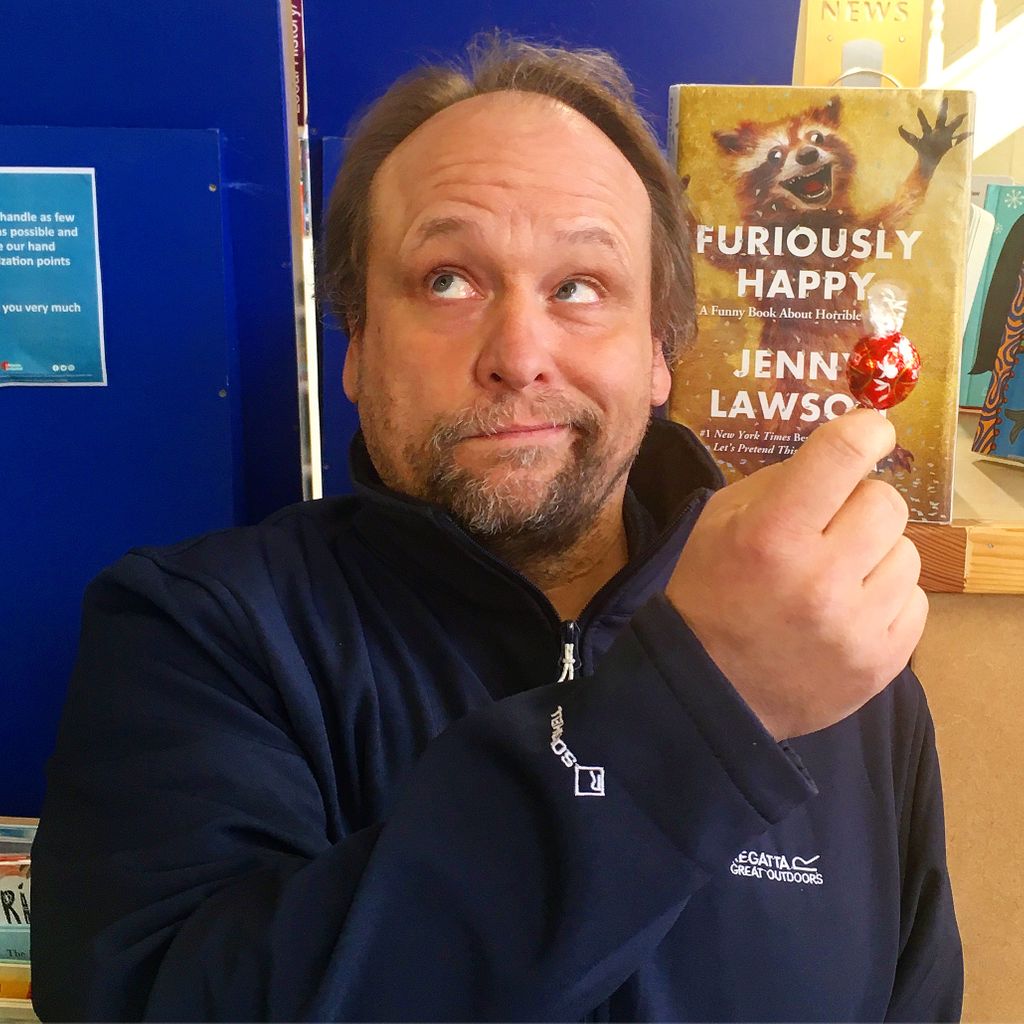 PinhoeLibrary's tweet image. #BookFaceFriday
Raccoon!