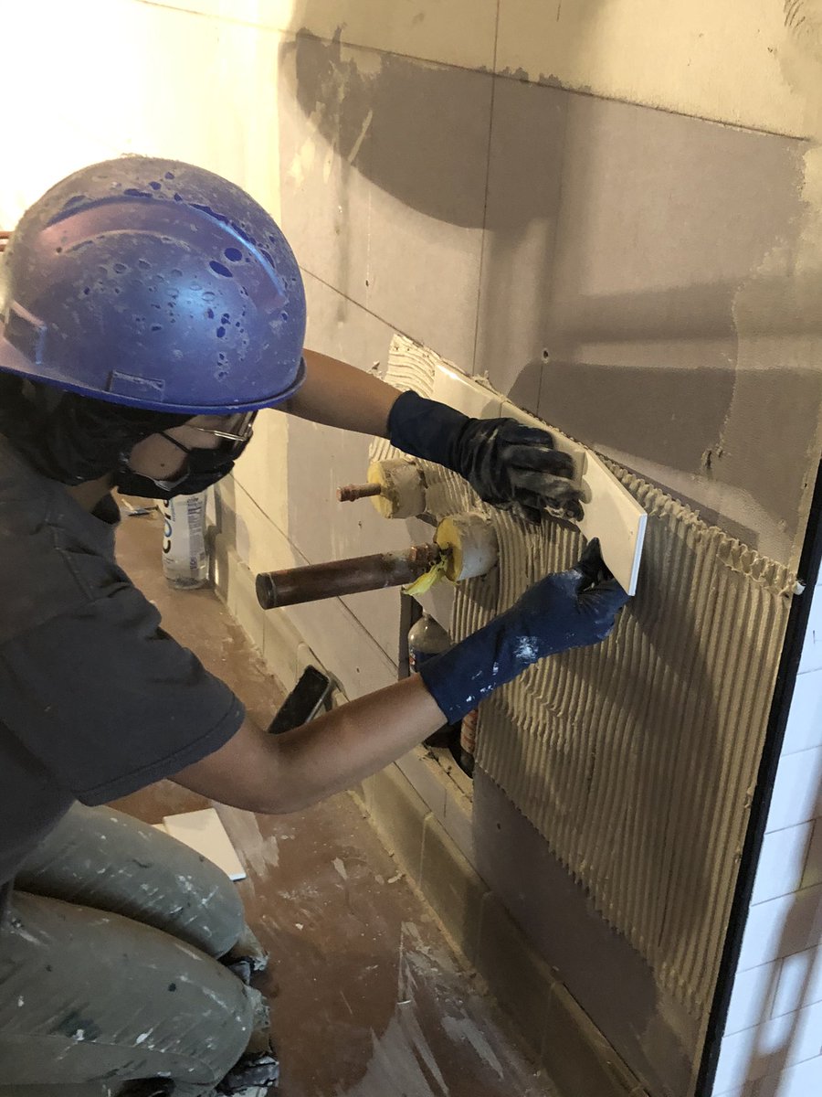 FRPSsupt's tweet photo. Whence I was a wee lad I worked as a non-union #ironworker for constructive services in #Dedham & I learned 2 tie #steel 1st w/a #whirlybird then w/ #pliers 🛠Now they a #hydrolic gun for tying 😧 @SuffolkBuilds @frps_durfee @massupt+my favorite #tile setter #womeninconstruction https://t.co/Fmtmm4hOju