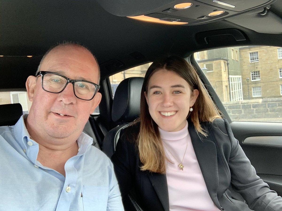 davies_98's tweet photo. #BringYourDadToWorkDay https://t.co/UXwUywyIvi