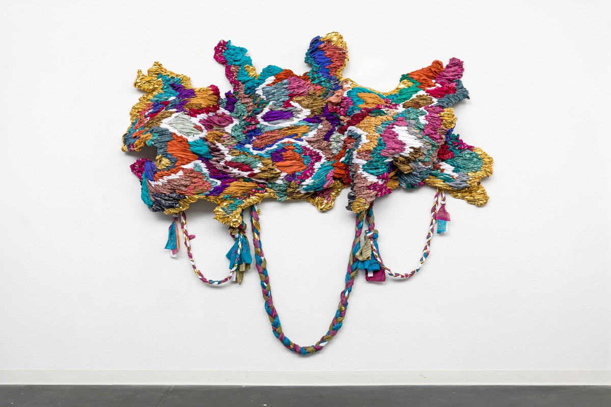 artnet's tweet photo. Be sure to explore "FRESH EARTH" from @AiconGallery on #ArtnetGalleries.

Check out works by #RinaBanerjee, #JayashreeChakravarty, #NadiaKaabiLinke, #SuchitraMattai and more: https://t.co/H7d0xKjlQ3

Shown here: Suchitra Mattai, "and the waves purged the fears" (2020) https://t.co/pf43vbbvlY