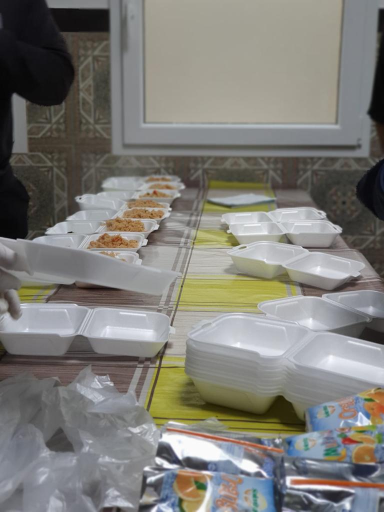 AJ_Iserlohn's tweet photo. Am 19.03.2021 nahm die @AhmadiyyaJugend #Iserlohn an der bundesweiten Obdachlosenspeisung teil und verteilte 40 Lunchpakete in #Dortmund an Bedürftige.

@PresseAhmadiyya https://t.co/1DkFRFIrIg