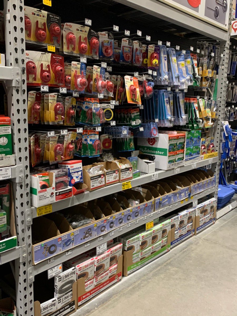 Tony676Williams's tweet photo. Lowe’s of South Richmond is ready for ALL your toilet repair needs . Come see us Today &amp; Thanks to the team packing it down 100/90/10 !!!#cardboardchallenge @D899_RVA @BenitoKomadina @BlueBoxR1 https://t.co/HP6NKsV3S3