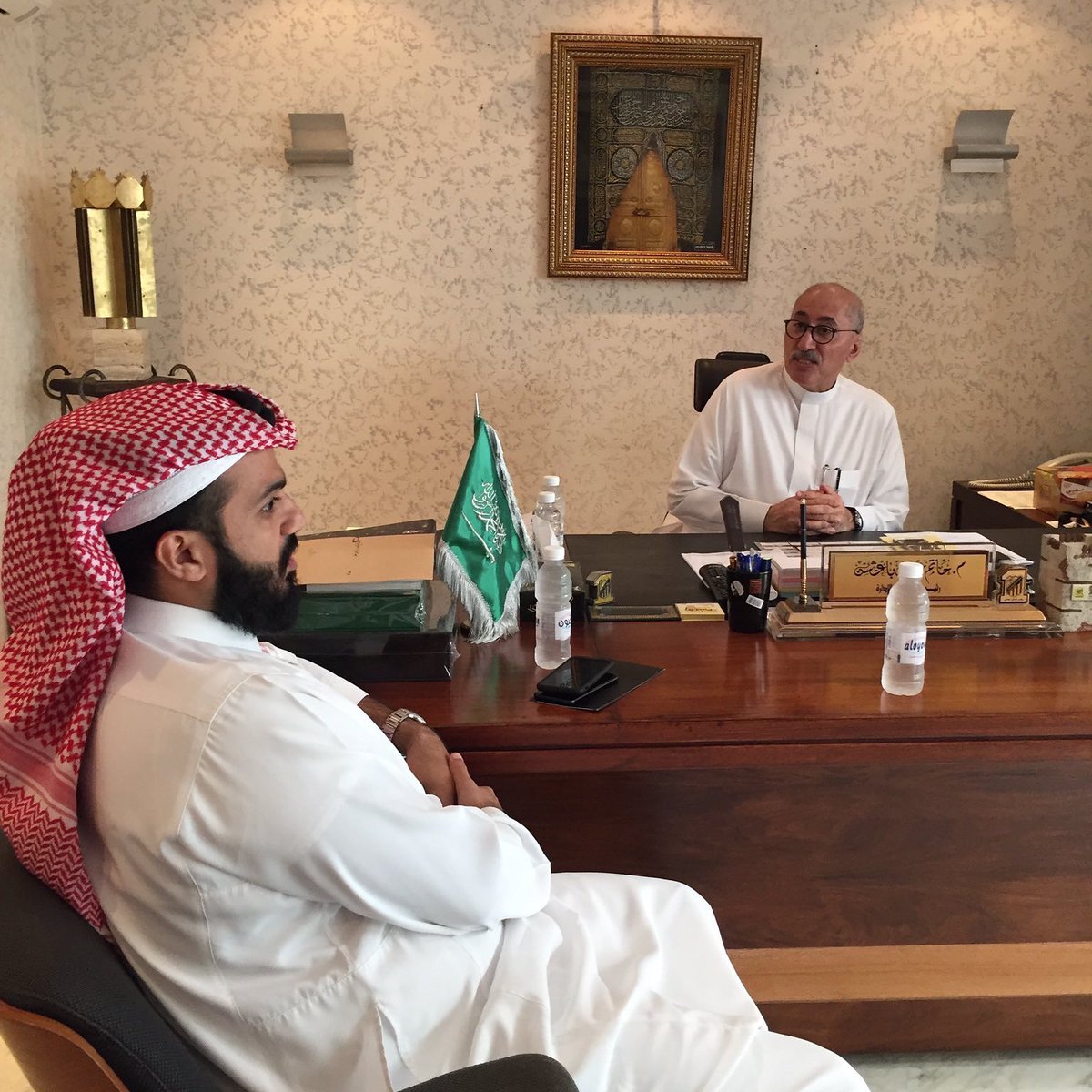 shamsan0555's tweet photo. سؤال بتبادر في ذهني
أين أعضاء شرف #الاتحاد الآن مع من خدم النادي مع جميع الإدارات السابقة وبدون أي منصب ..!؟
أليس الكيان الإتحادي يهمكم ..
ألستم رجالات الاتحاد المخلصين
إلتفوا حول ناديكم
العميد بحاجتكم الآن https://t.co/sk69tUnL6H